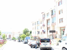 Gölbaşı'nda Cadde Üzeri Dükkan