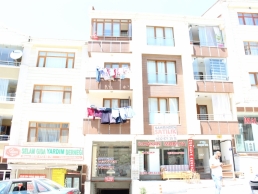 Gölbaşı'nda Cadde Üzeri Dükkan