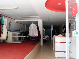 Gölbaşı'nda Cadde Üzeri Dükkan